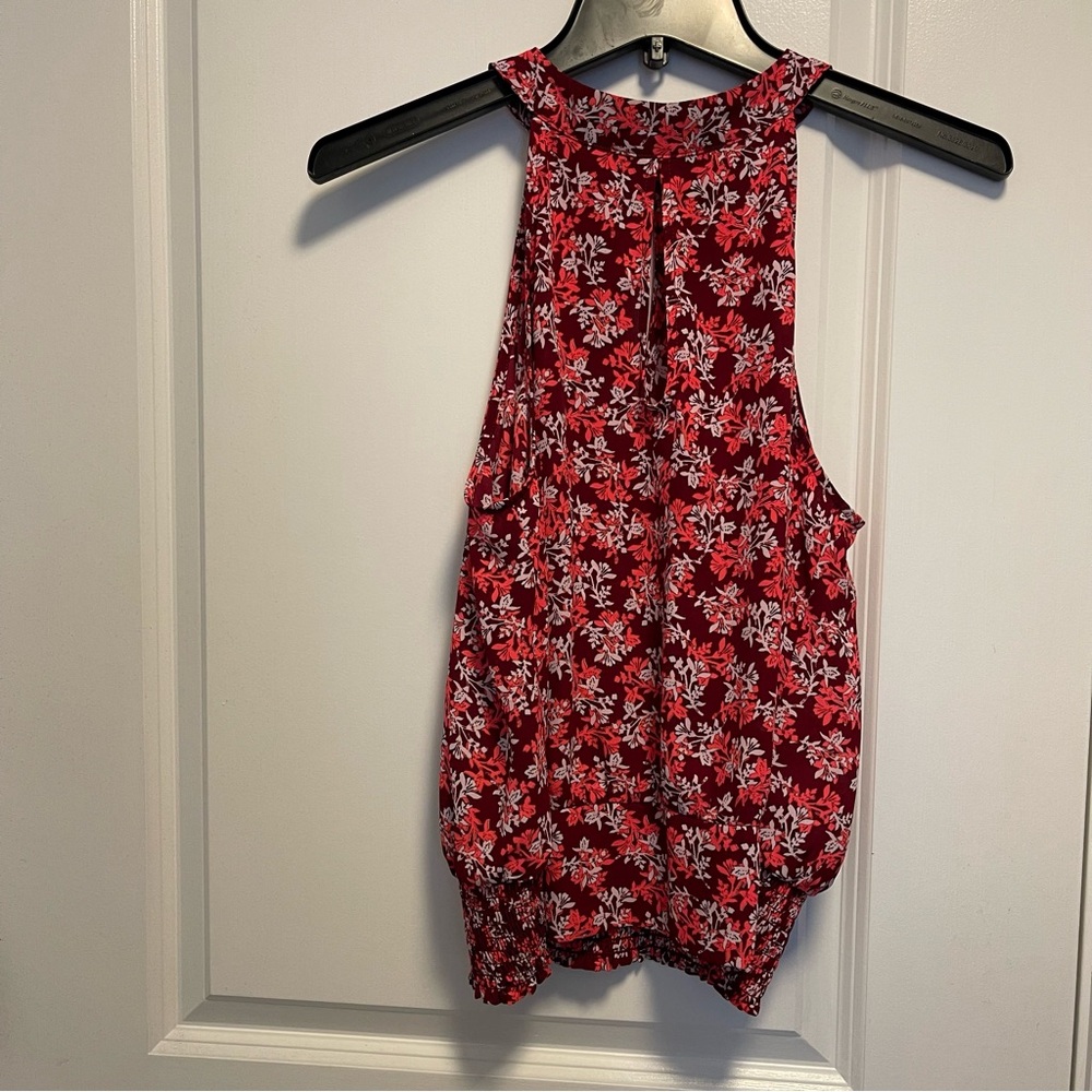 Women’s express halter top